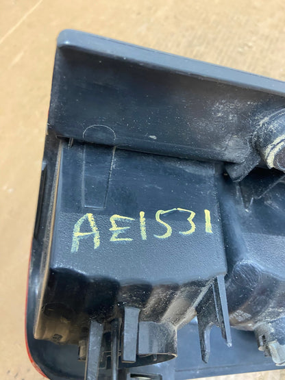 2002 2003 2004 Honda Crv Cr-v Left Driver Lh Tail Light AE1531 LK7