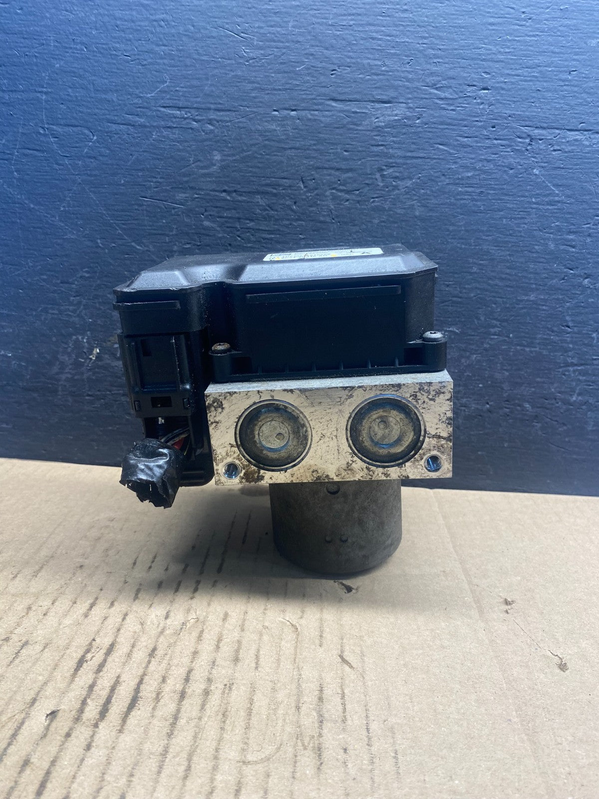 2009 2010 Ford E250 E350 Econoline Anti-Lock ABS Antilock Brake Pump ac9002 DG1