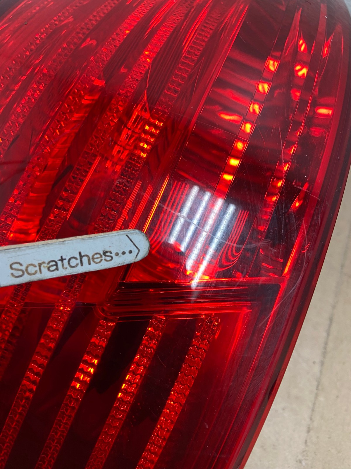 2009 to 2010 Hyundai Sonata Left Driver Lh Side Tail Light AG4600 LK3