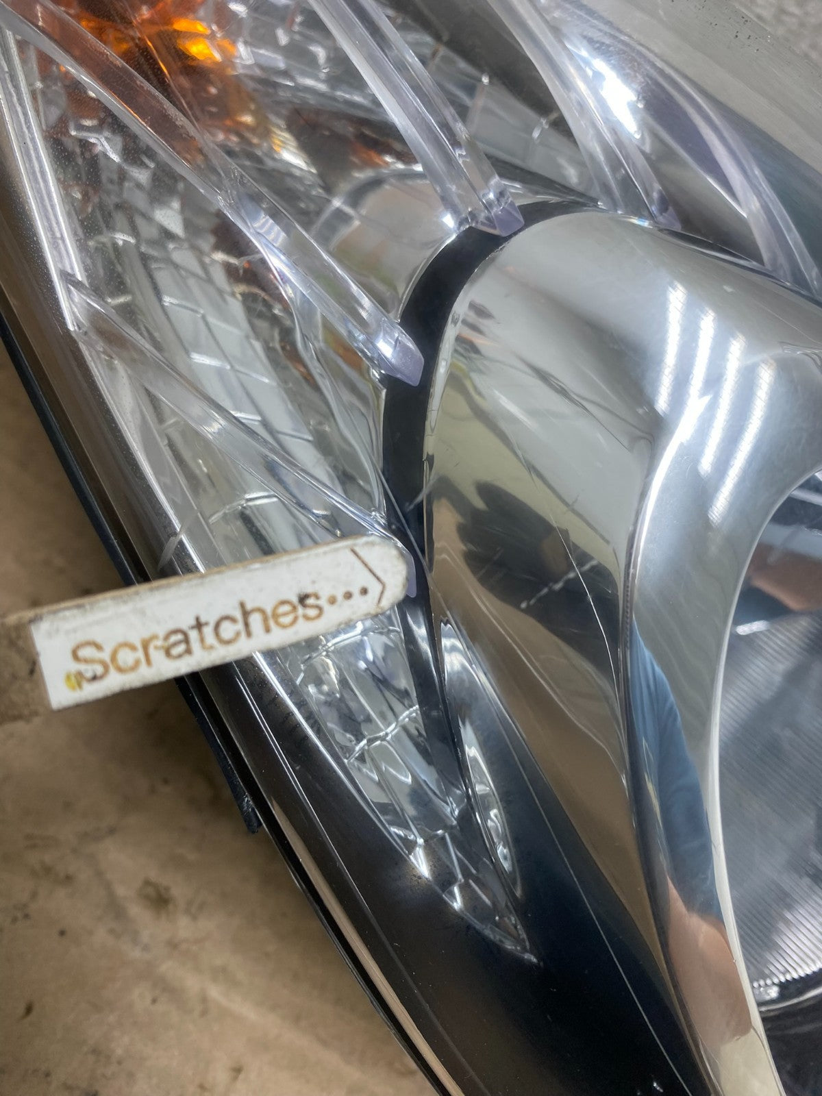 2011 2012 2013 Hyundai Elantra Right Passenger Headlight AI0885 DW3