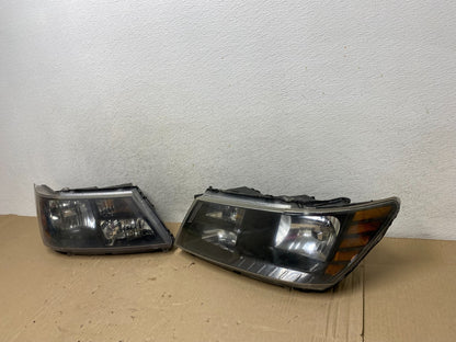 2009 to 2017 Dodge Journey Headlights Left+Right Set Halogen AG6899 DW1