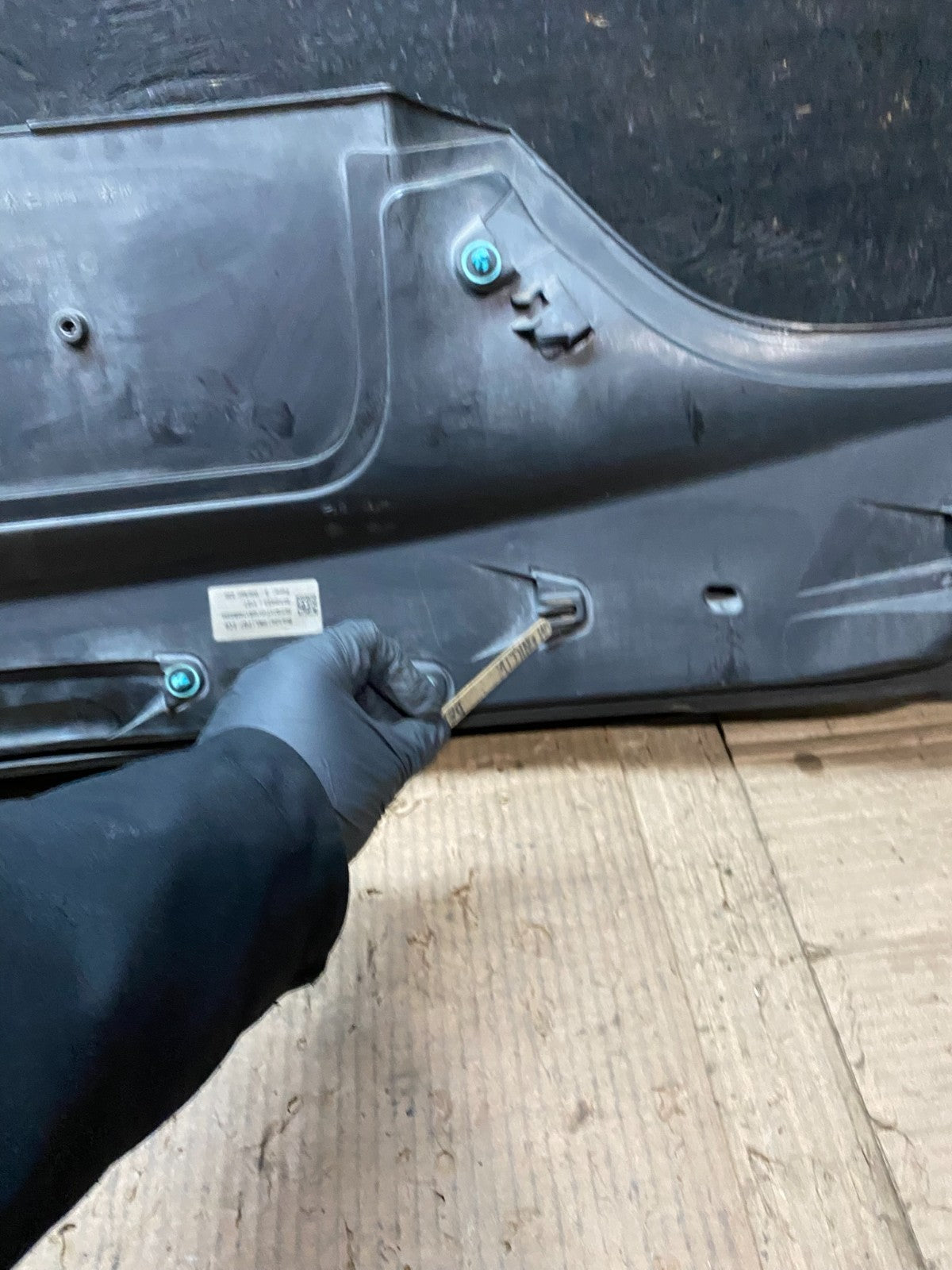 2010-2013 BMW F07 535i 550i GT Rear Trunk Lid Lower Bottom Trim Molding X0107 DG11