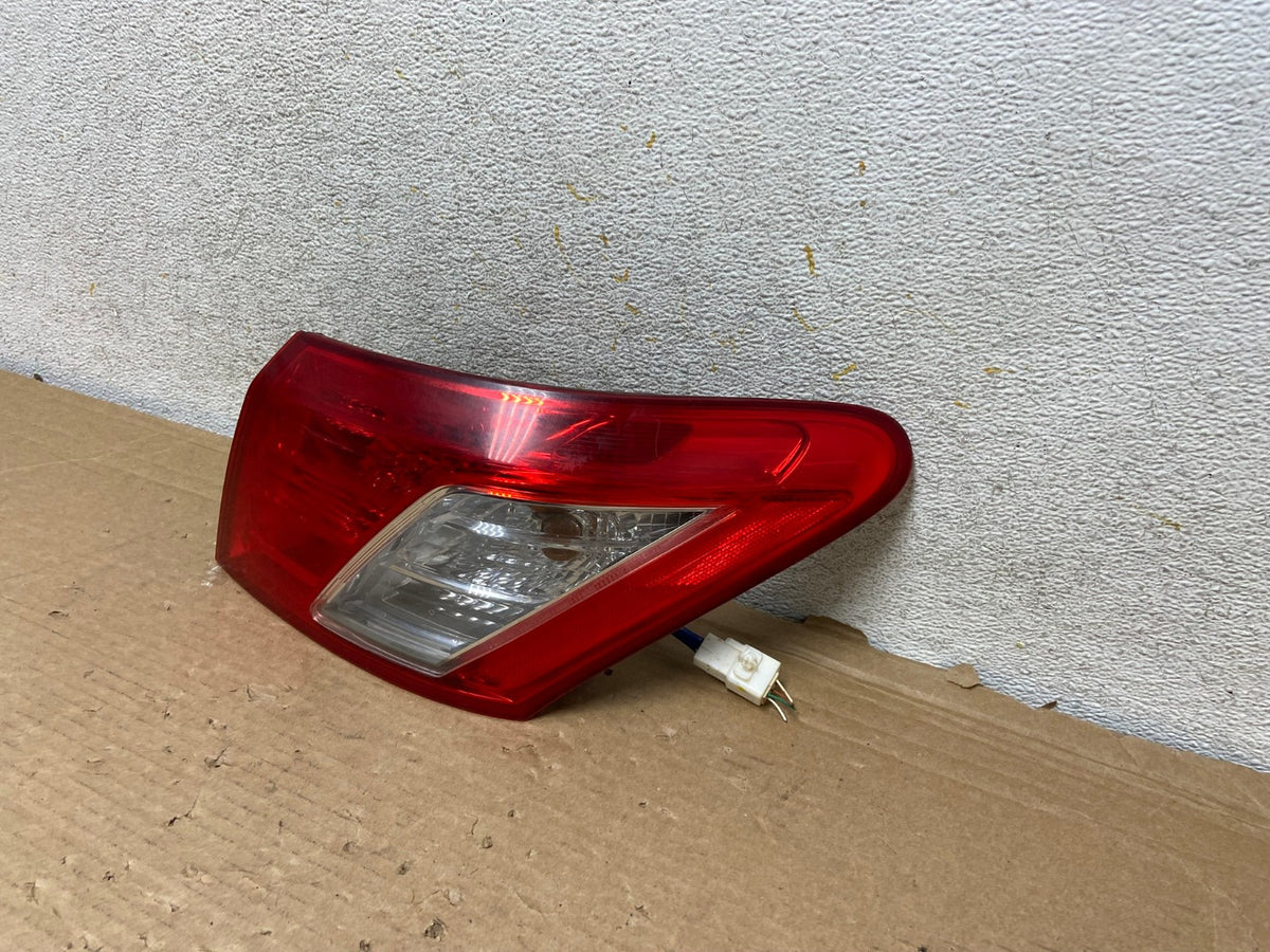 2007 - 2009 Lexus ES350 Right Passenger Side Tail Light AH8516 LK2
