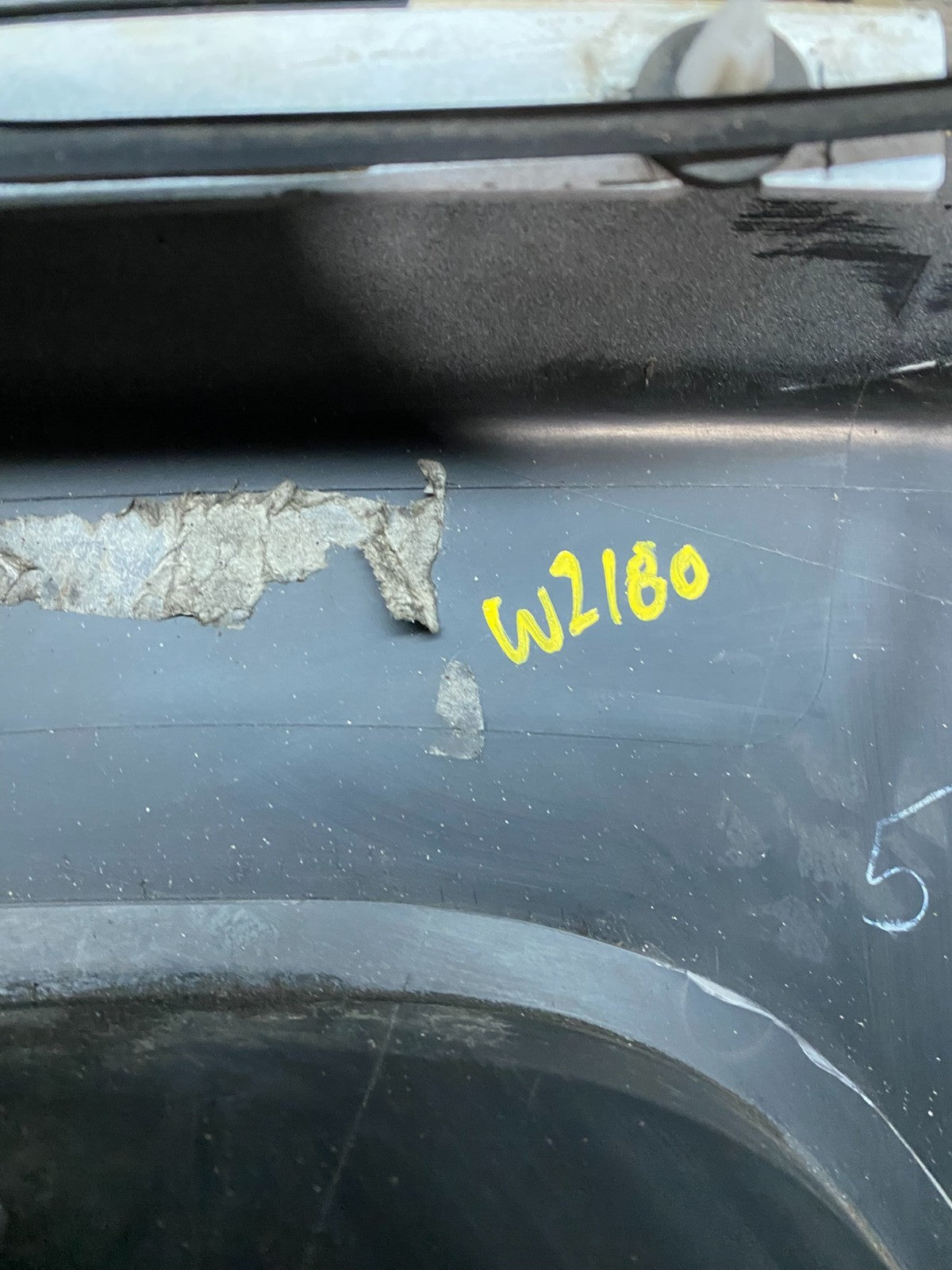 2006 to 2010 Hummer H3 Rear Right Flare Door Molding Trim OEM W2180 DG13