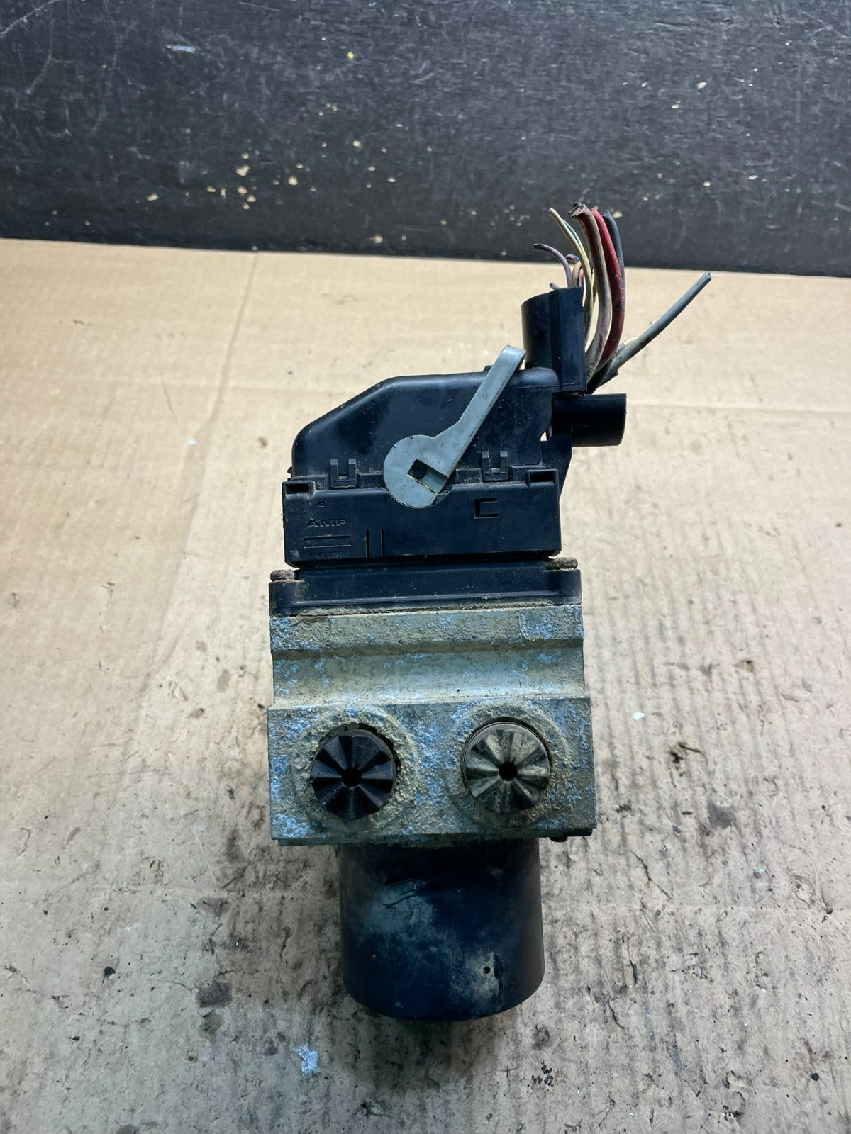 2006 2007 Ford E250 E350 Anti-Lock ABS Antilock Brake Pump w6799 DG2