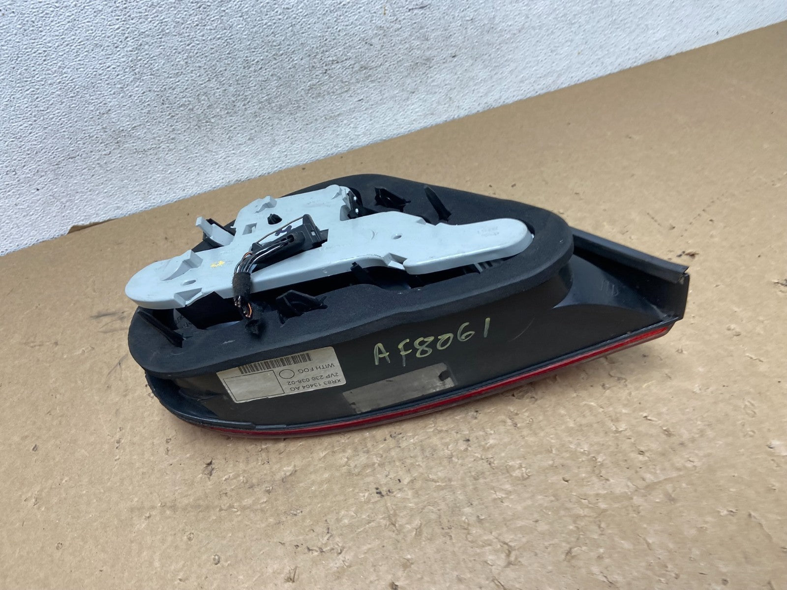 2000 to 2004 Jaguar S-Type Right Passenger RH Side Tail Light AF8061 DW5