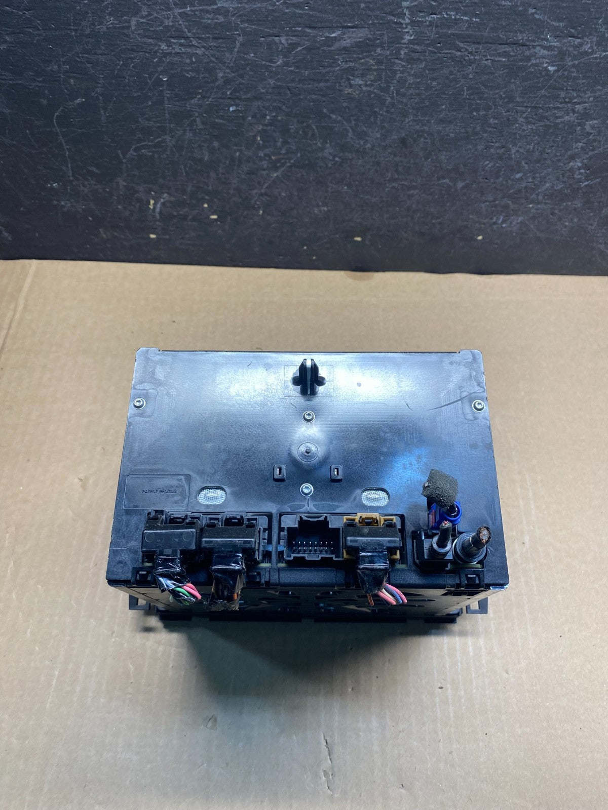 2013 2017 GMC Acadia Radio Display Screen AM/FM AUX AE7883 DG5