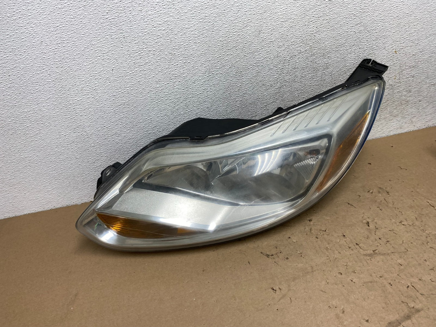 2012 2013 2014 Ford Focus Left Driver Lh Side Halogen Headlight AG4406 DW2