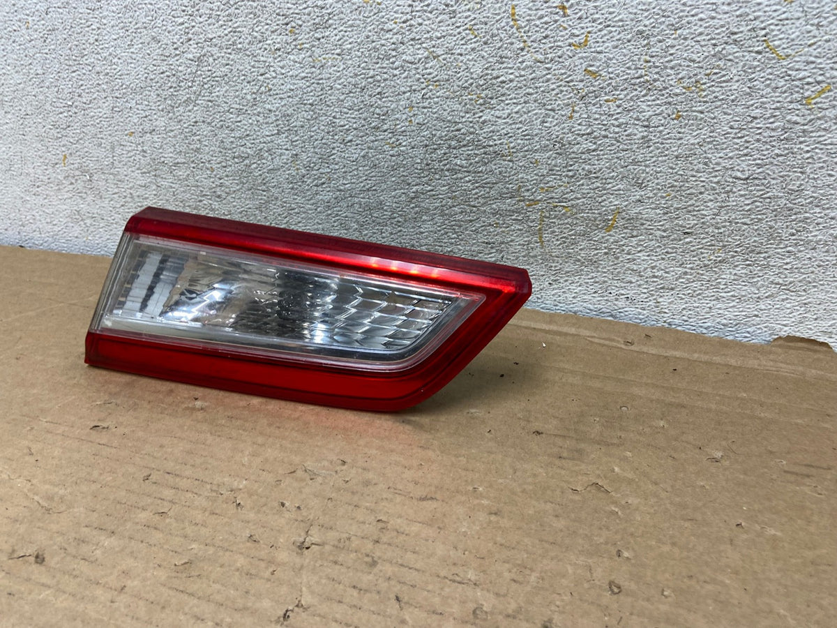 2012 2013 2014 Toyota Camry Right Passenger Rh Tail Light Inner AH8511 LK2