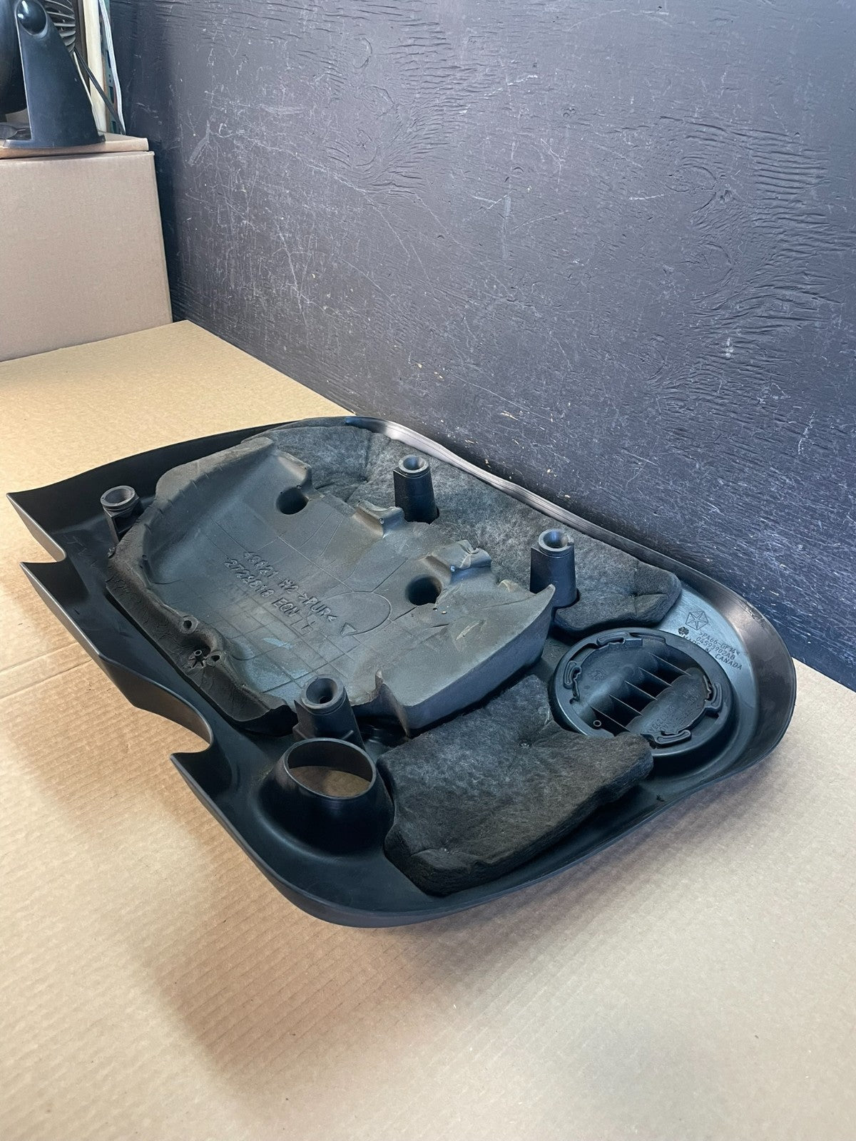 2011 to 2019 Dodge Journey 3.6L Engine Cover Shield af3531 DG4