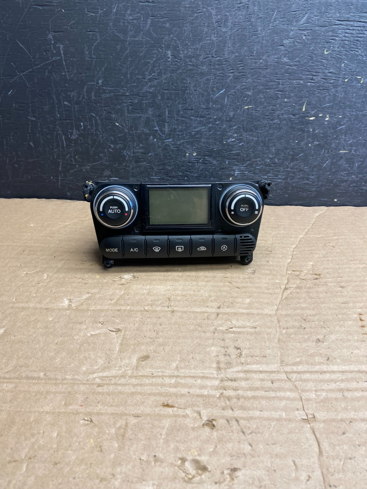 2007-2008 Hyundai Tiburon Center Climate Control Heater A/C AF2016 DG0