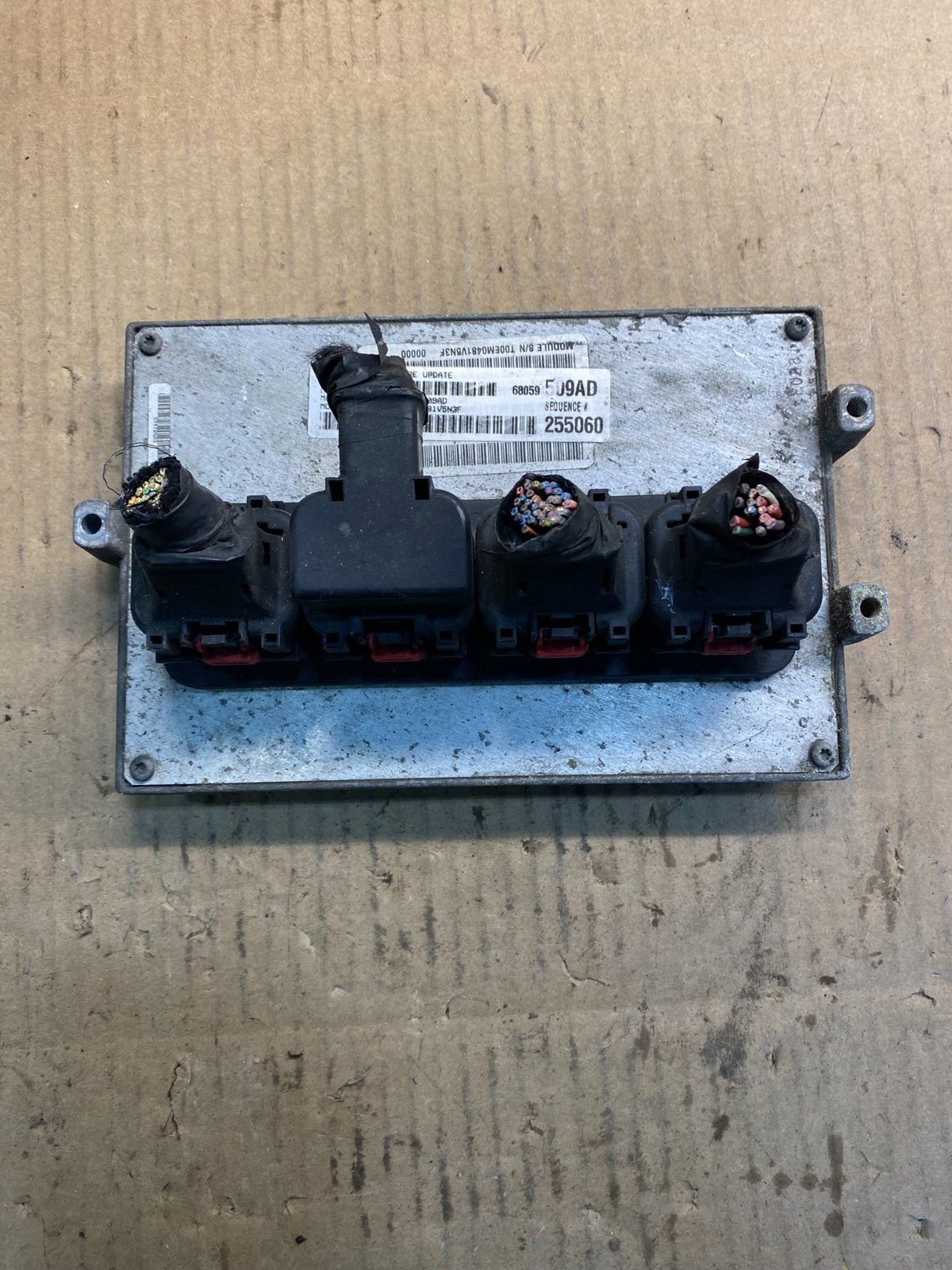 2011 Dodge Dakota 3.7L V8 Engine Computer Module ECM ECU Unit OEM Z4730 DG2
