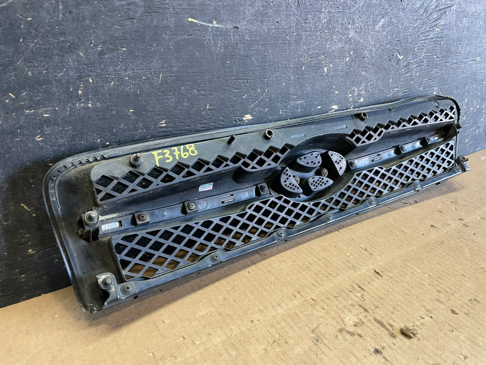 2005 to 2008 Hyundai Tucson Front Upper Grille Grill Oem AA5973 DG6