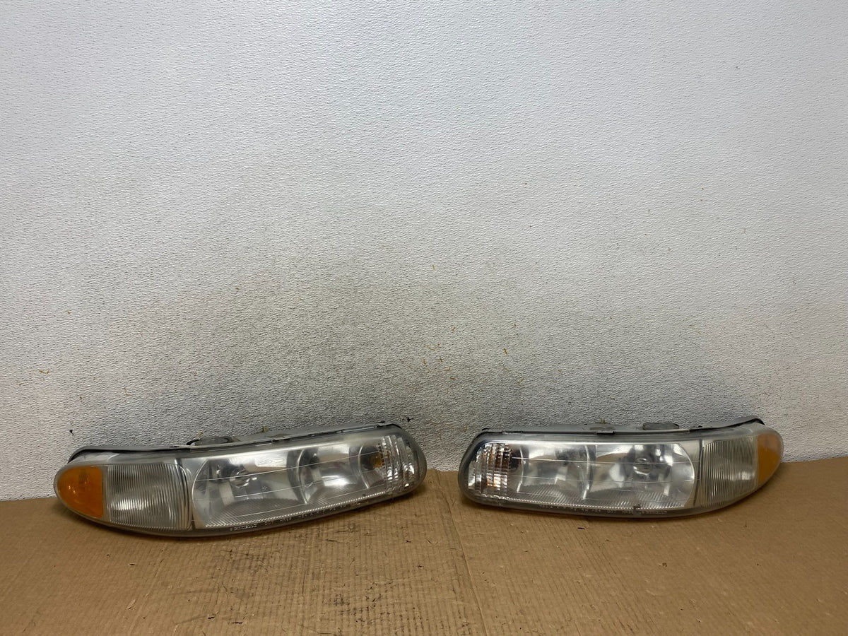 1997-2005 Buick Century Left+Right Side Headlights Halogen AI6789 DW0
