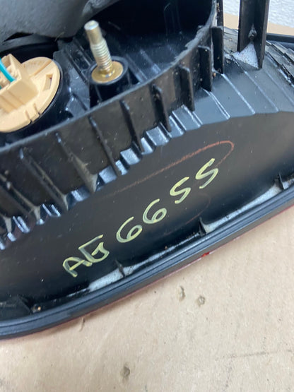 2002 2003 2004 Toyota Camry Tail Light Right Passenger Rh Side AG6655 LK6