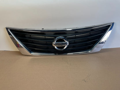 2012 to 2014 Nissan Versa Sedan Front Upper Grill Grille AG0963 DG0