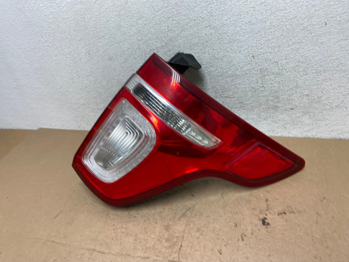 2011-2015 Ford Explorer Police Package Right Passenger Side Tail light AF5726 LK1