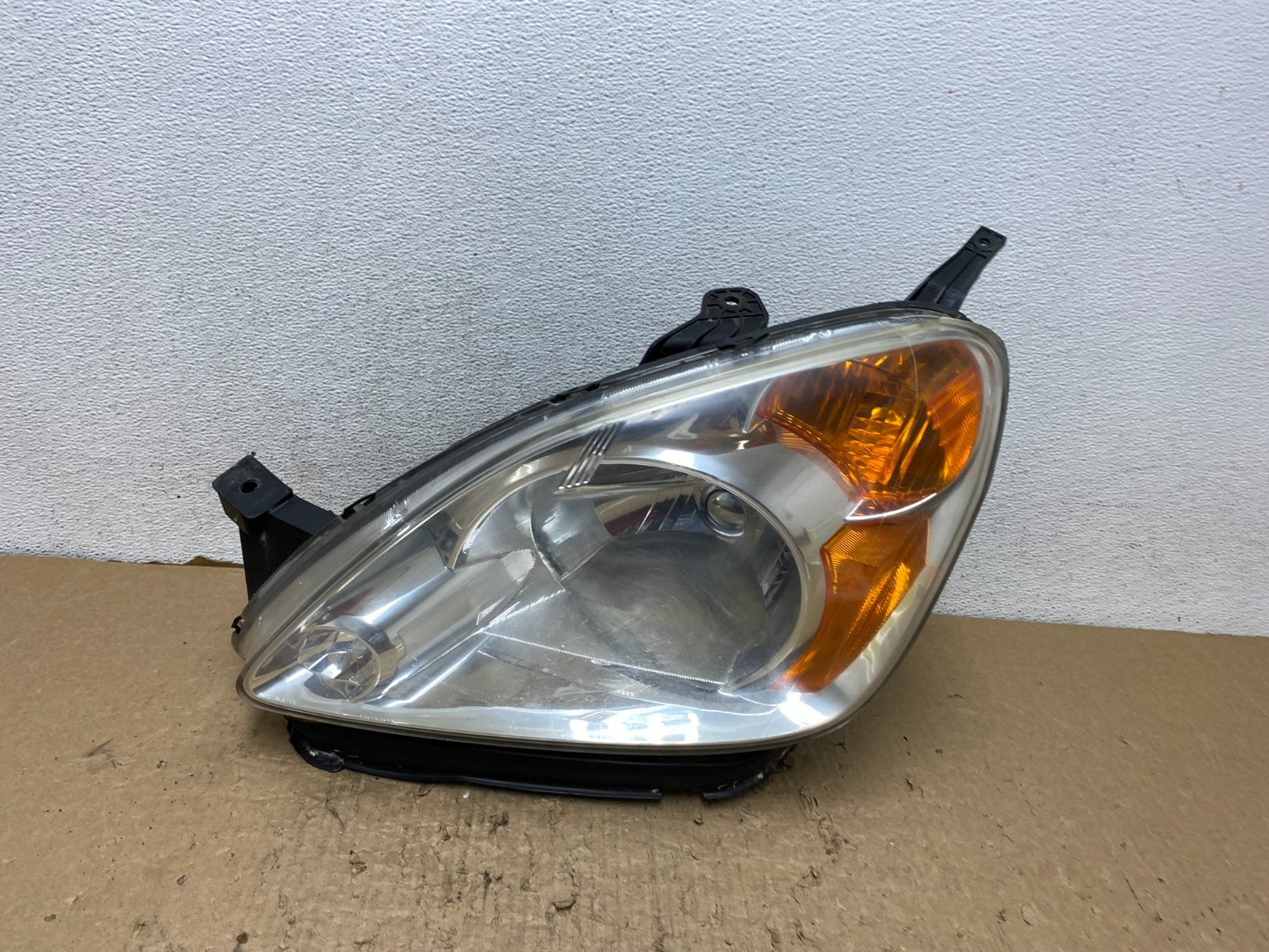 2002 to 2004 Honda Crv Cr-v Left Driver Halogen Headlight AF8427 DW0