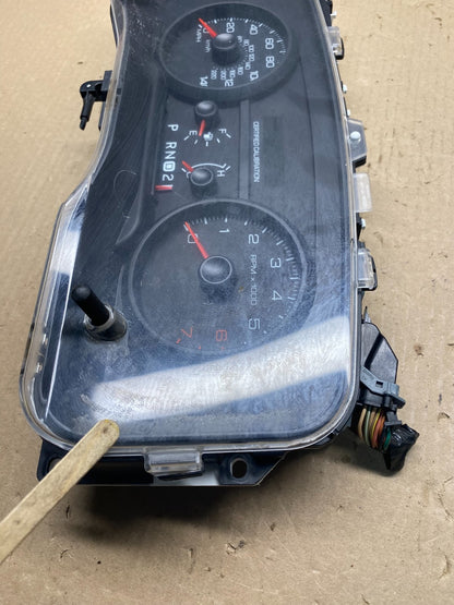 2009 to 2010 Mercury Grand Marquis Speedometer Cluster Gauge Oem Q6986 DG1