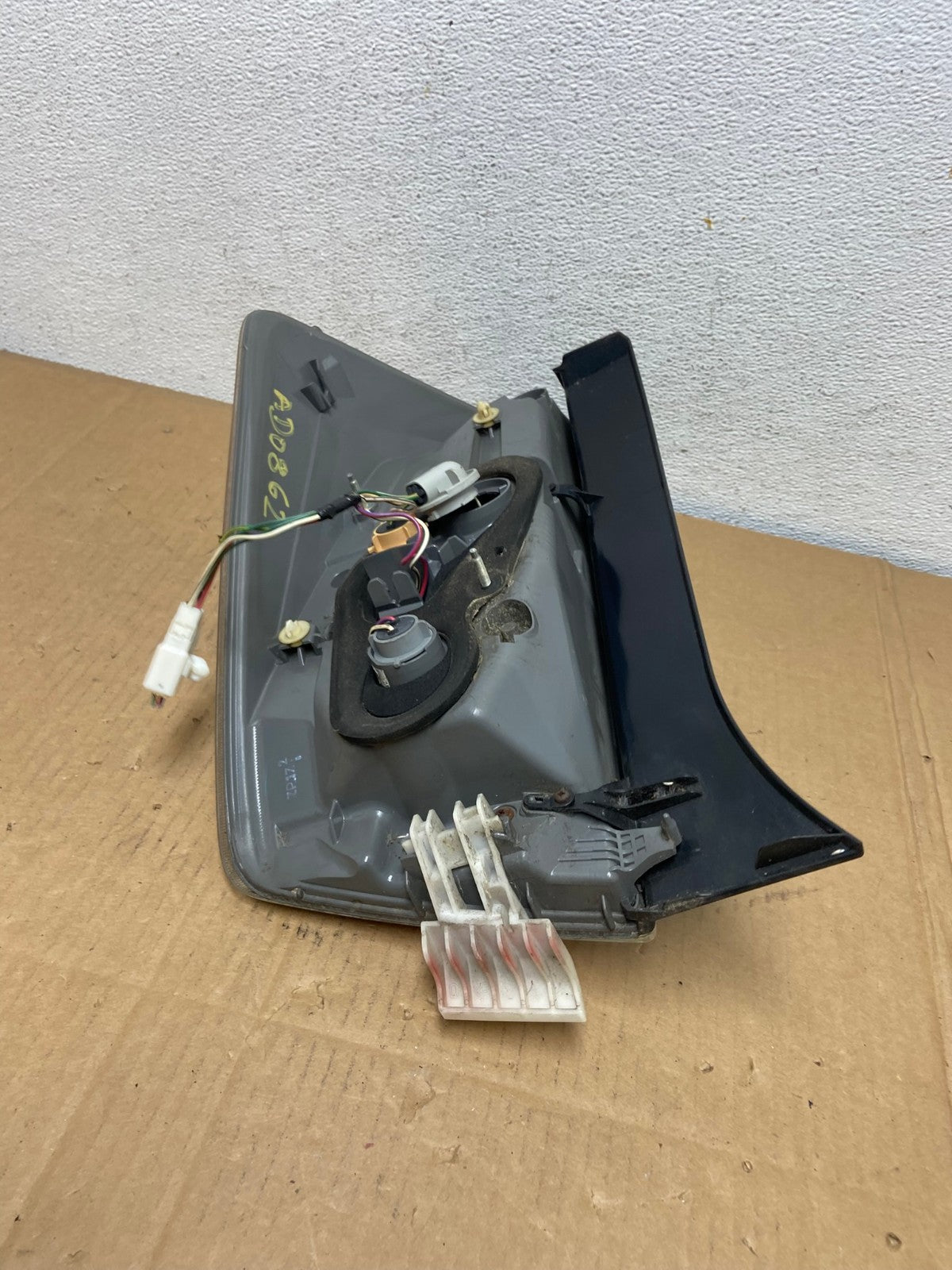 2010 2011 Toyota Prius Tail Light Right Passenger Side AD0862 LK5