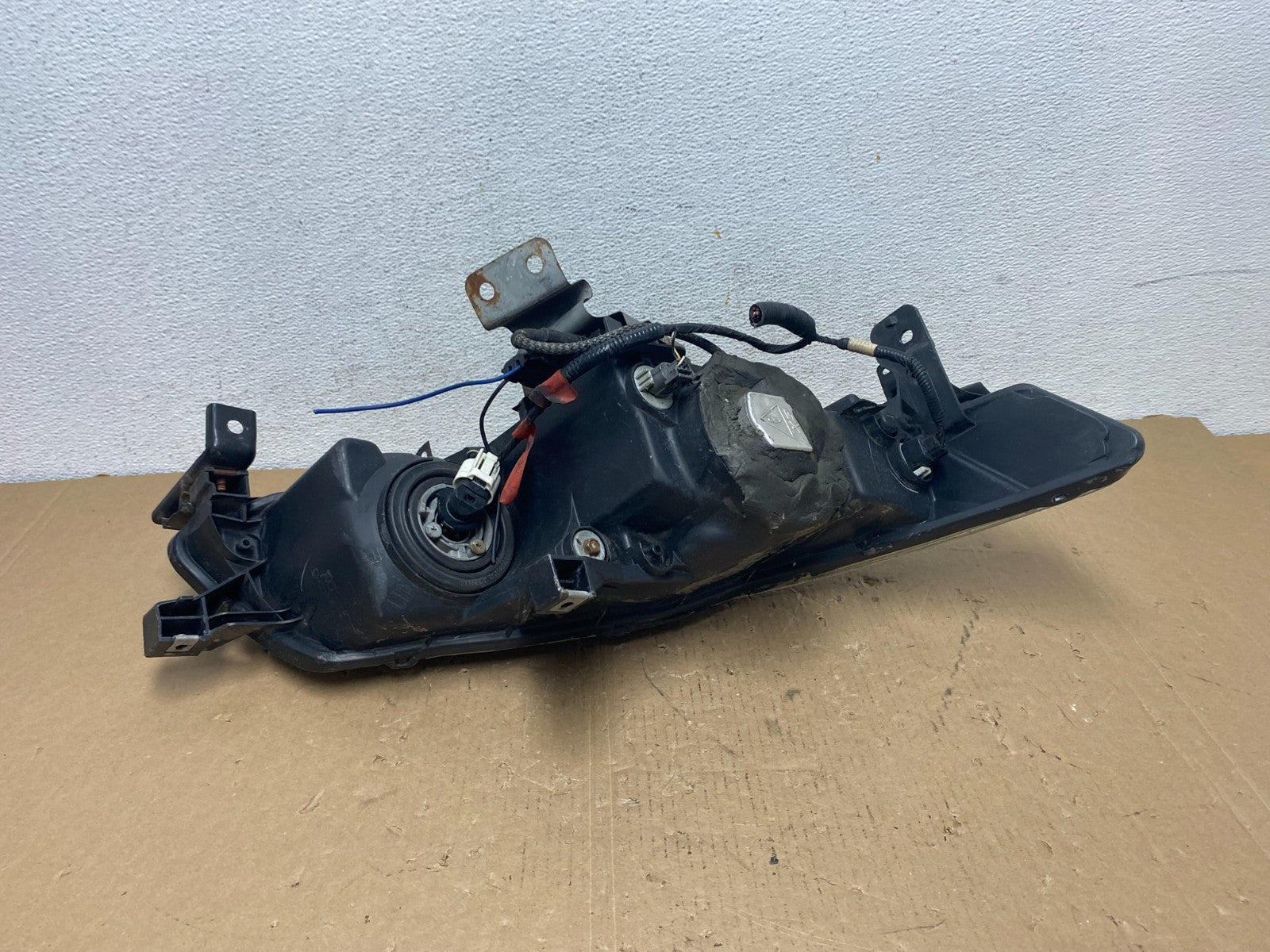 2004 2005 2006 Acura TL Headlight Left Driver LH Side Xenon HID AD8027 DG5