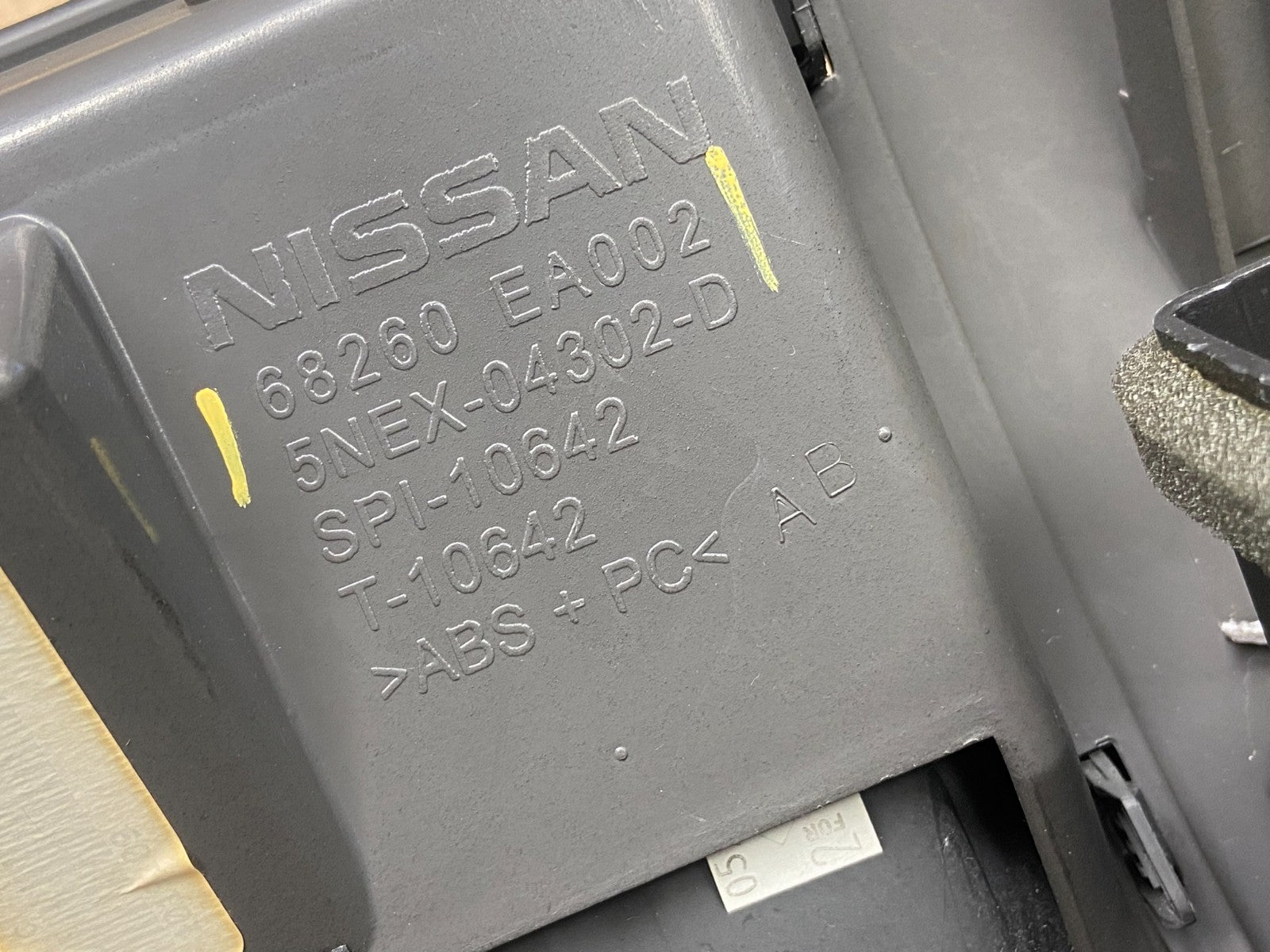 2005-2008 Nissan Pathfinder Radio A/C Heat Temperature Climate Control AE4216 DG6