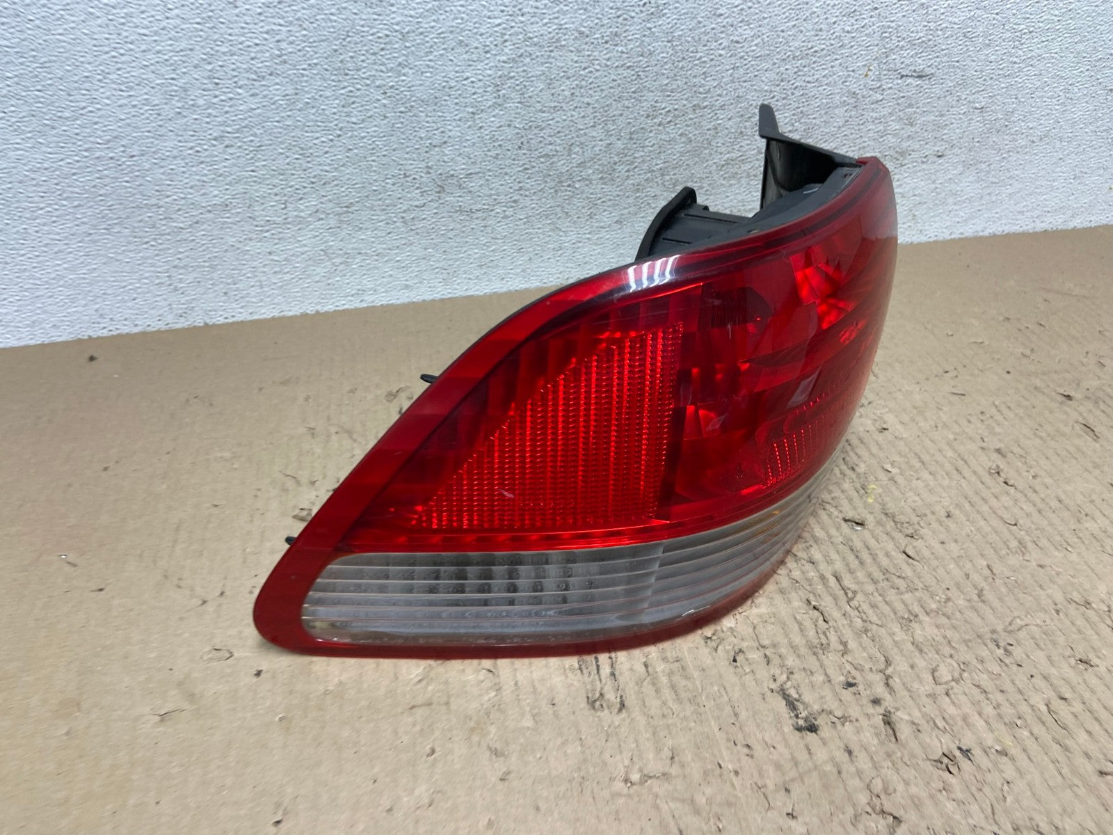2001 to 2002 Honda Accord Sedan 4door Left Driver LH Tail Light AF7031 LK2