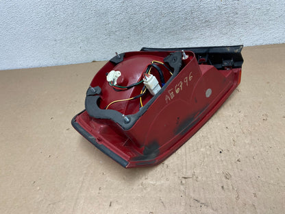 2007 to 2008 Kia Spectra Passenger Right RH Side Tail Light AG6796 DW7