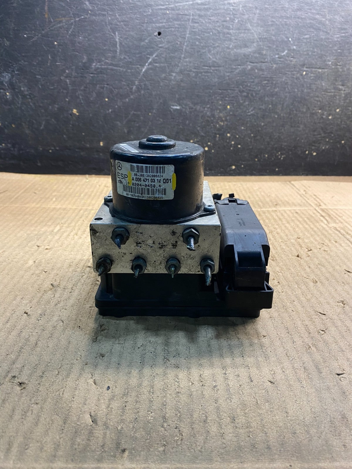 2005 to 2009 Mercedes W203 C230 CLK350 ABS Anti Lock Brake Pump Module Z0343 DG0