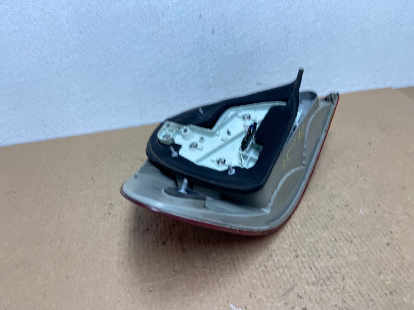 2007 - 2009 Mercedes E E320 E500 Sedan Right Passenger Tail Light OEM AC1406 LK4