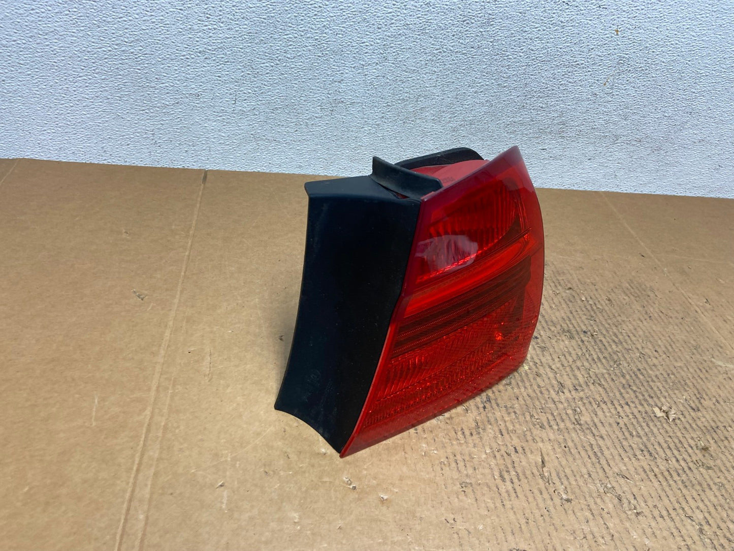 2006 2007 2008 Bmw 328i 3 Series Right Passenger Rh Side Tail Light AE1398 LK2
