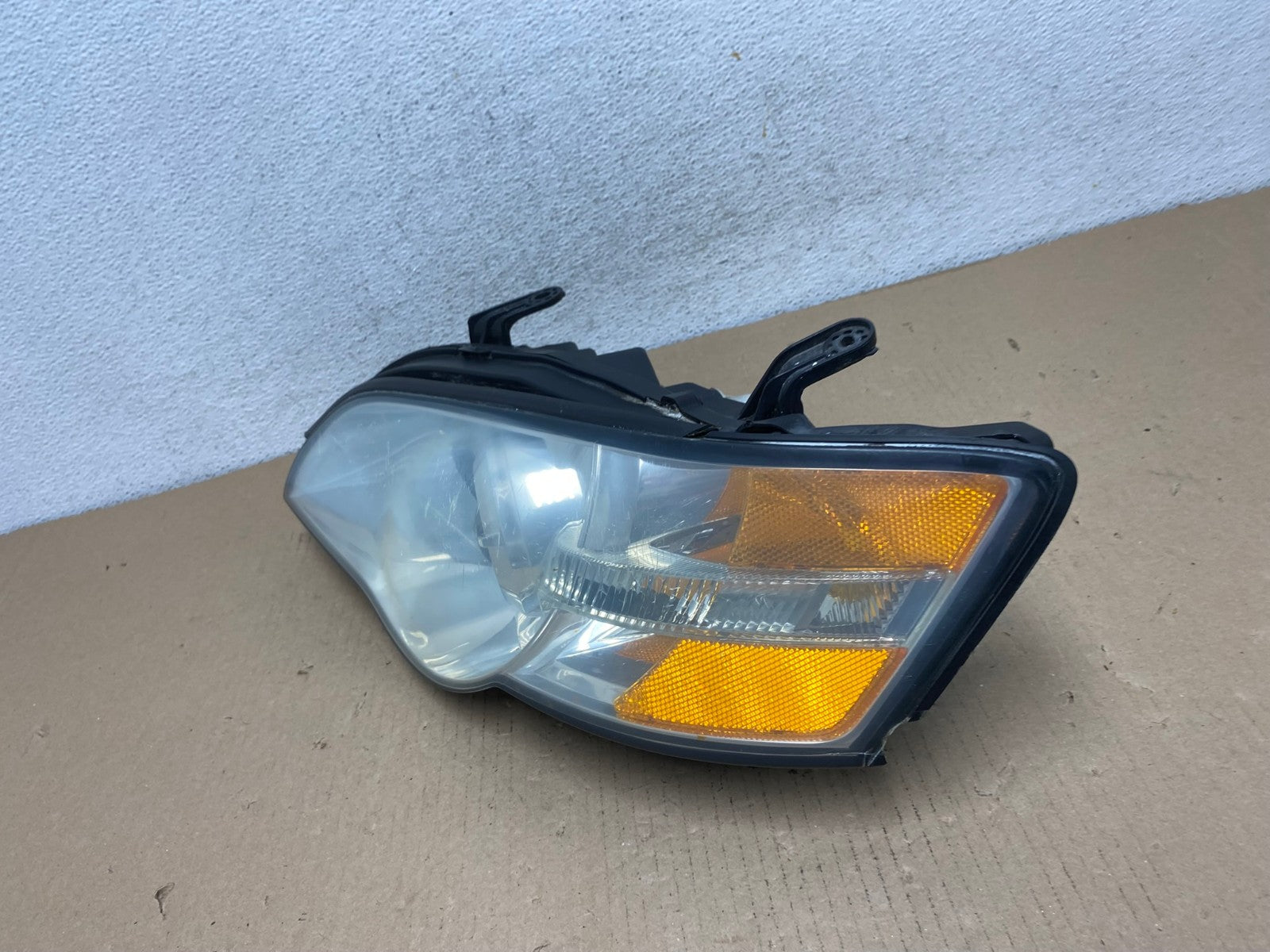 2006 to 2007 Subaru Legacy Left Driver LH Side Headlight AF3112 LK1