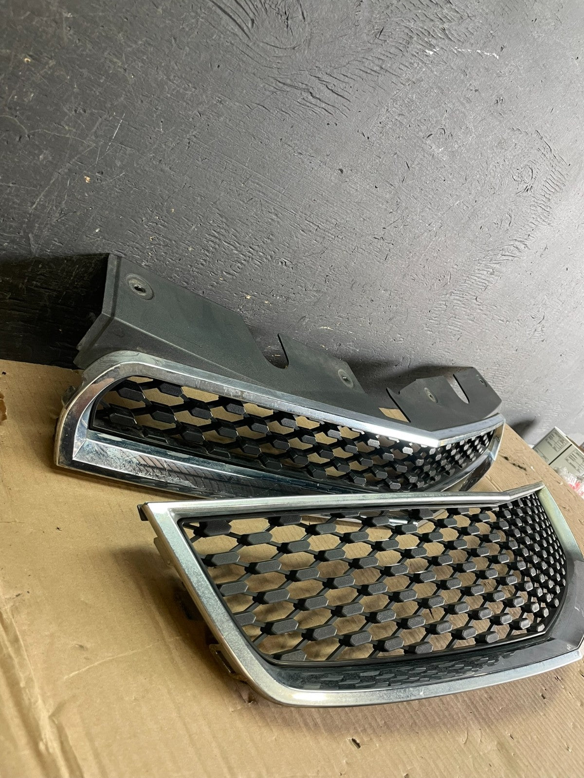 2010-2013 Chevrolet Equinox Upper Lower Set Front Chrome Grill Grille AE3667 DG2
