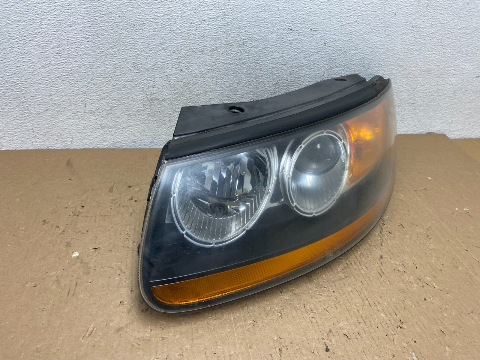 2007 2008 2009 Hyundai Santa Fe Left Driver LH Halogen Headlight AD8760 DW2