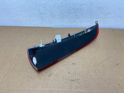 2005 - 2007 Volvo XC70 V70 Right Passenger RH Side Tail Light Upper AD0788 LK6