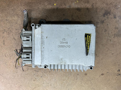 2003 Chrysler Dodge Caravan  3.3L Engine Control Unit ECU Module L1214 DG0