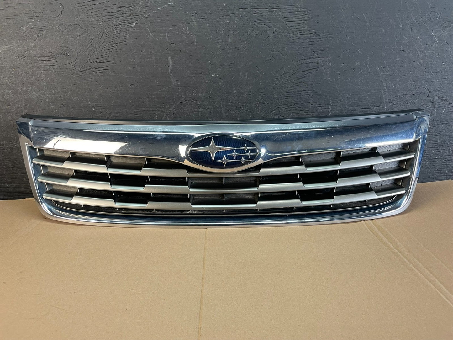 2009 2010 Subaru Forester Front Upper Chrome Grille Grill AD8303 DG0