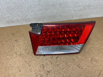 2006 2007 2008 2009 Hyundai Azera Right Passenger Inner Tail Light Oem T0737 DW0