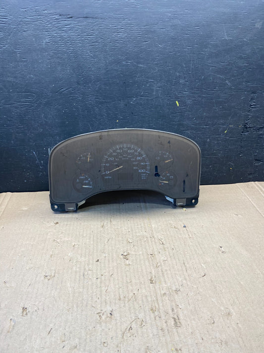 2004 to 2007 Chevrolet Express Speedometer Cluster Gauge N0632 PS0