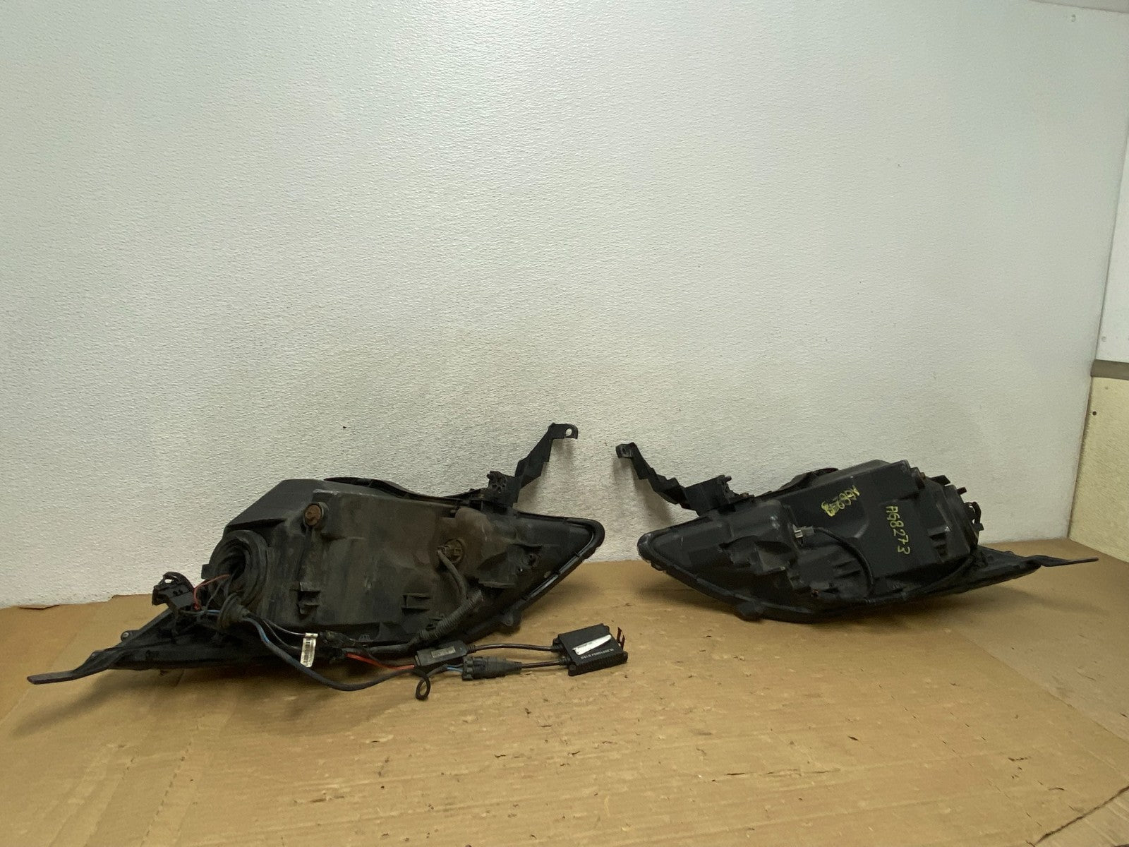 2007 to 2011 Honda CR-V Crv Left+Right Side Headlights Halogen AG8273 DW8