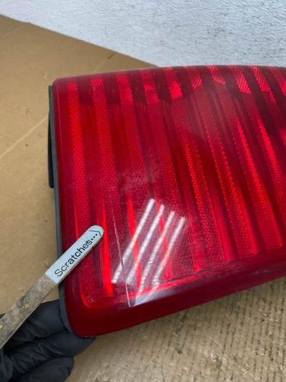 2007 2008 2009 Chrysler Aspen Tail light Left Driver Lh Side AE0602 LK3