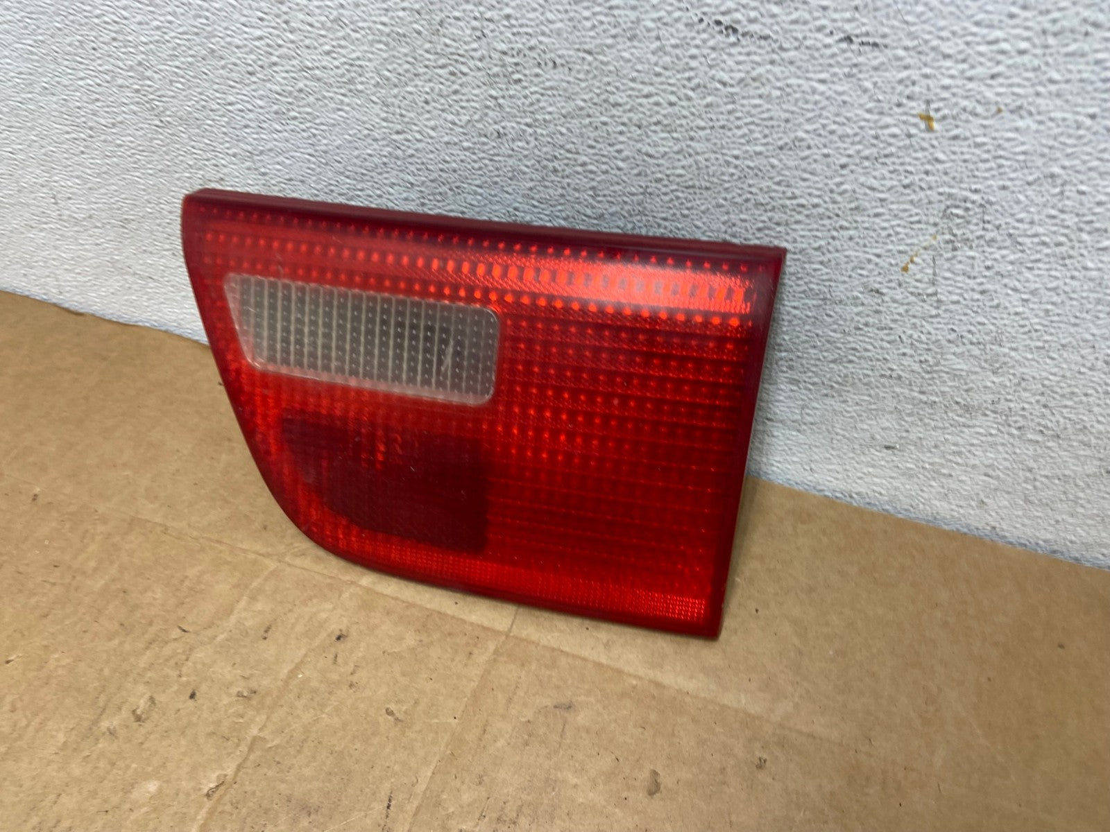2000 2001 2002 2003 Bmw X5 Right Passenger RH Inner Tail Light AD4589 LK1