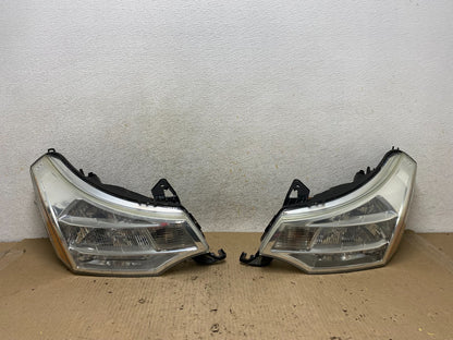 2008 2009 2010 2011 Ford Focus Left+Right Headlights Halogen AH6617 DW0