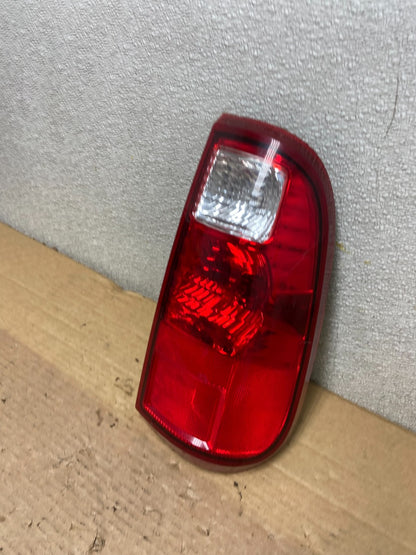 2008 to 2016 Ford F-250 F250 Right Passenger RH Side Tail Light Oem AB5220 LK1