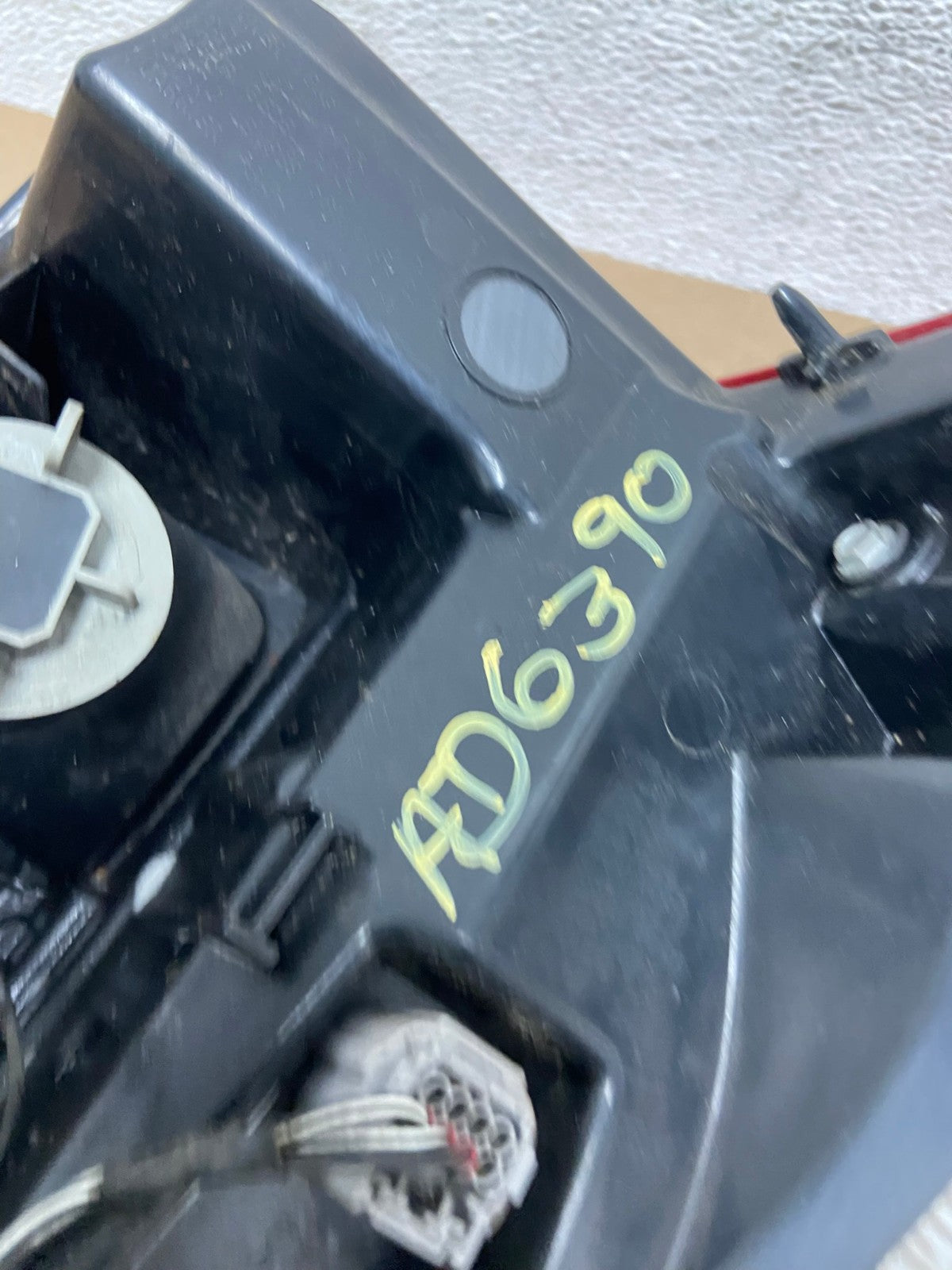 2020 2021 2022 2023 Ford Explorer Left Driver Lh Side Tail light AD6390 LK7