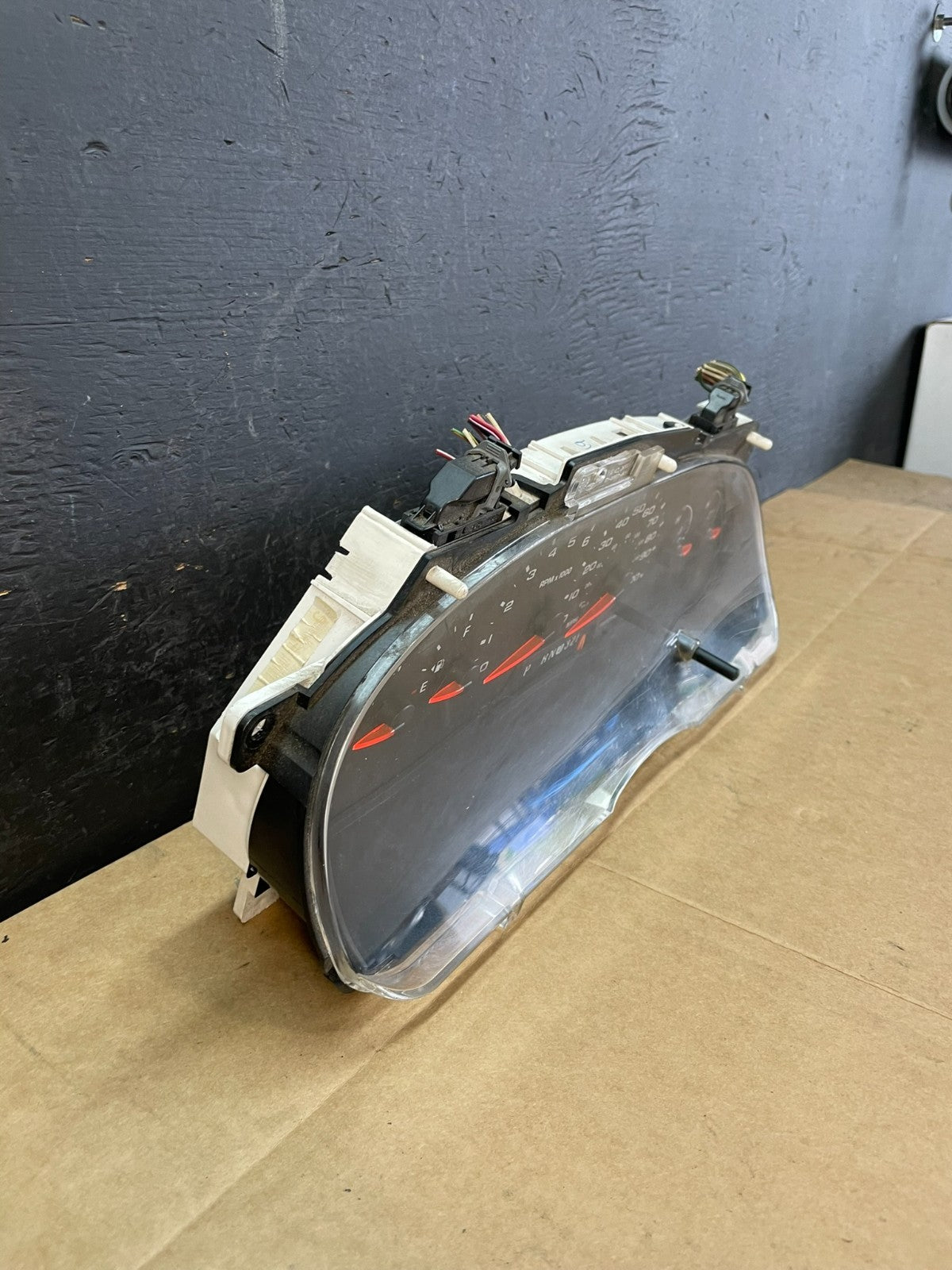 2006 Ford E350 Gauge Speedometer Cluster ac4957 DG2