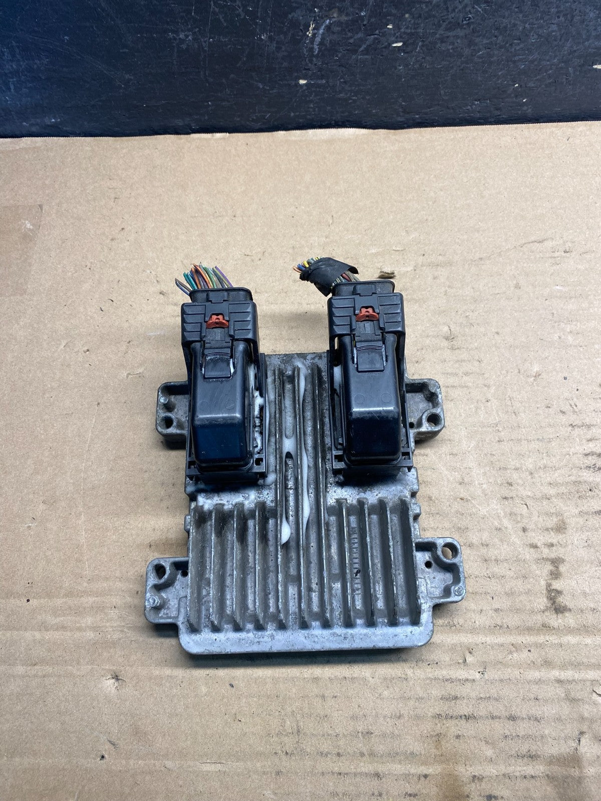 2007 Chevrolet Silverado Yukon Engine Control Module ECM ECU AE2137 DW0
