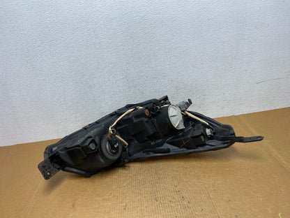 2010 2011 2012 Subaru Legacy Outback Left Driver Halogen Headlight AE0594 DW5