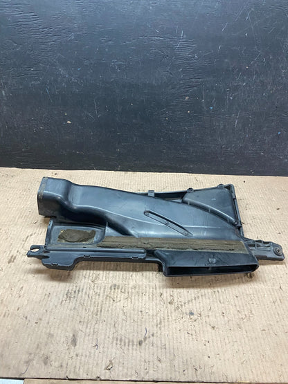 2006 to 2007 Infiniti m35 air intake manifold box inlet housing OEM I78942