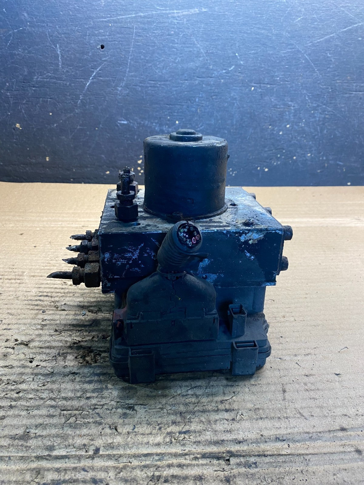 Wabco ABS Pump Hydraulic W/ Module P/N 4460470002 AA3321 DG2
